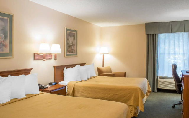 Econo Lodge Raleigh near Walnut Creek Amphitheatre