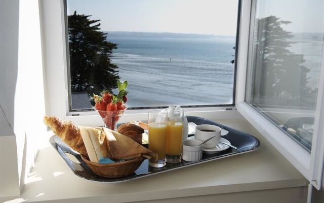 Logis Hotel Belle Vue