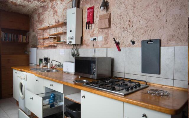 Ali's Underground Studio