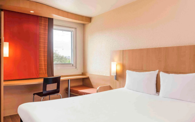 ibis Cergy Pontoise Le Port