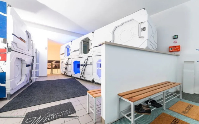 Space Homes Hostel Inner City