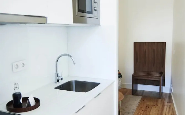 Pause Apartments