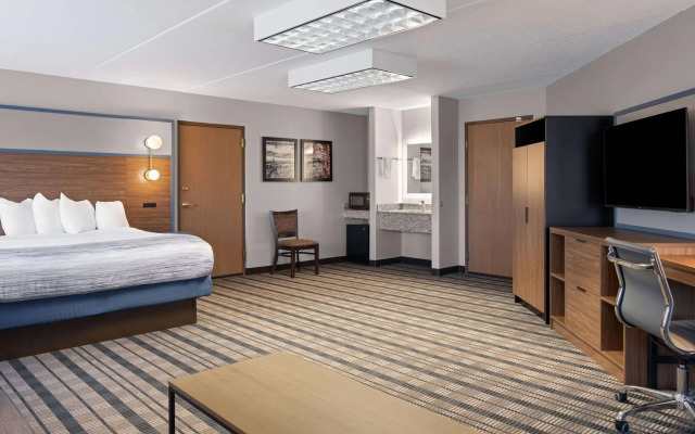 AmericInn by Wyndham Beaver Dam