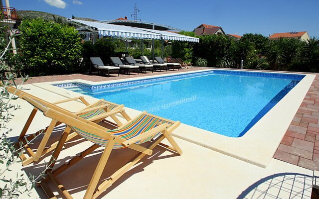 Apartment Mare Ammoudi 36463