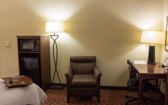 Hampton Inn Junction City