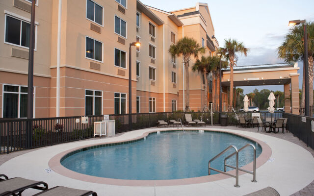 Fairfield Inn & Suites Naples