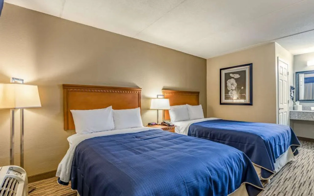 Rodeway Inn & Suites