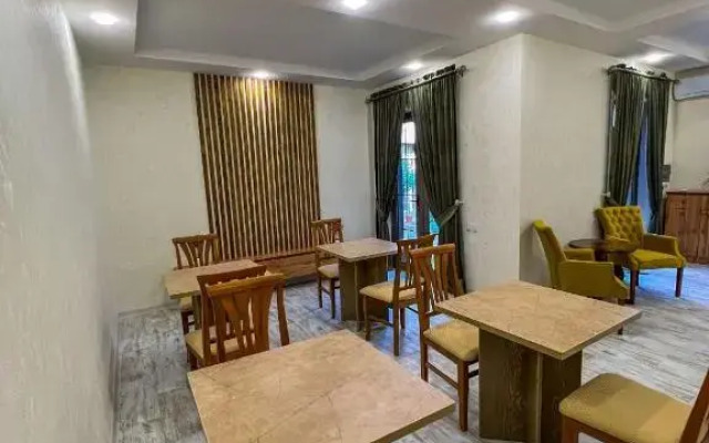 East House Hotel