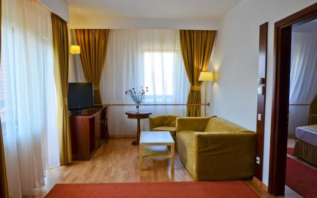 Hotel Miraj