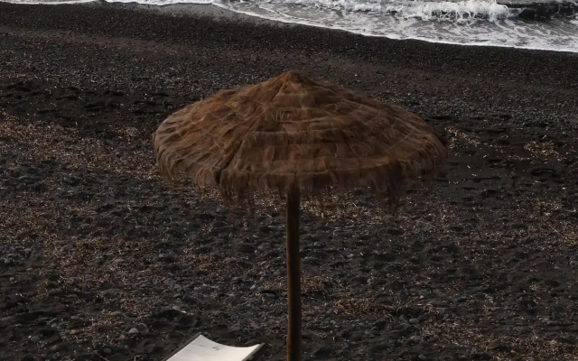 Colombos BeachFront