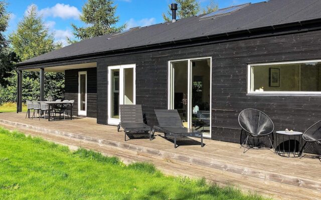Lavish Holiday Home in Glesborg With Whirlpool