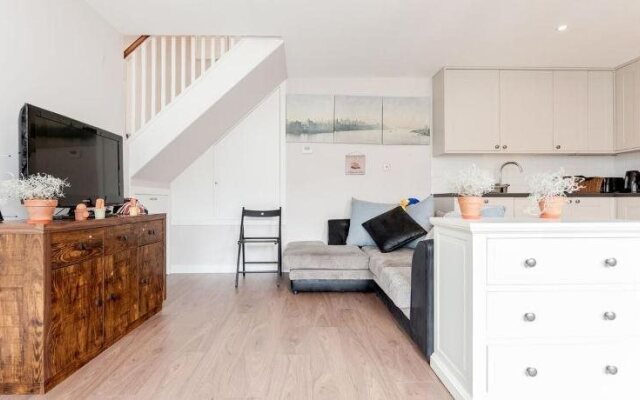 Mystay Hemans Street