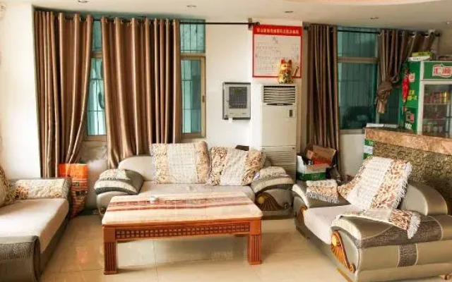 Jingshan Rose Bay Hotel