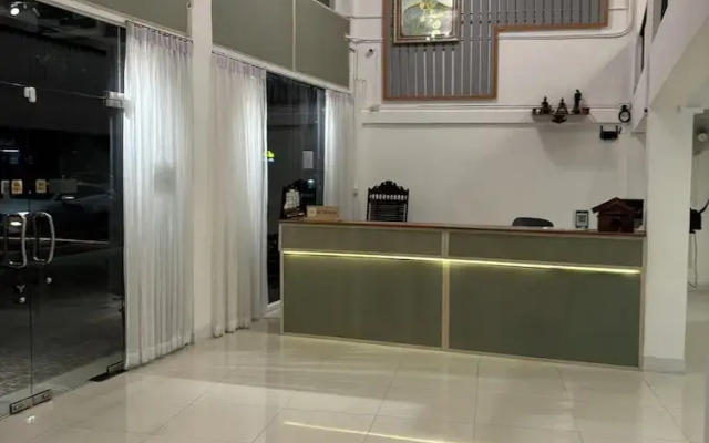 Ther Bangkoknoi Hotel