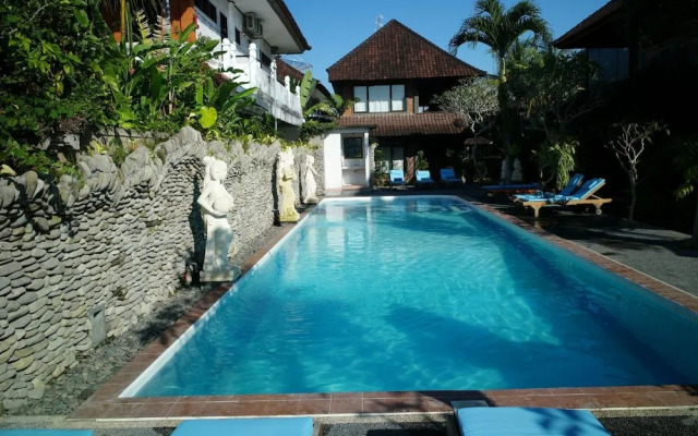 Sri Bungalows