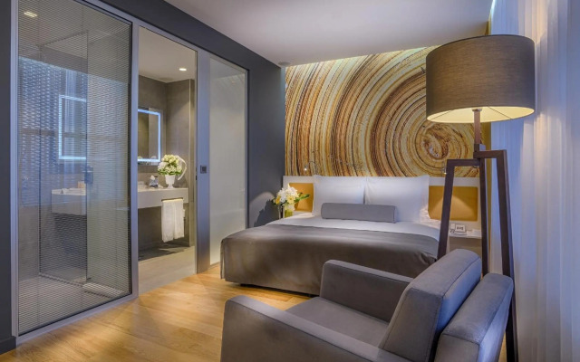 Tav Airport Hotel Izmir