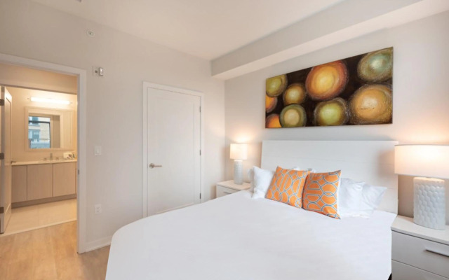 Global Luxury Suites Crystal City