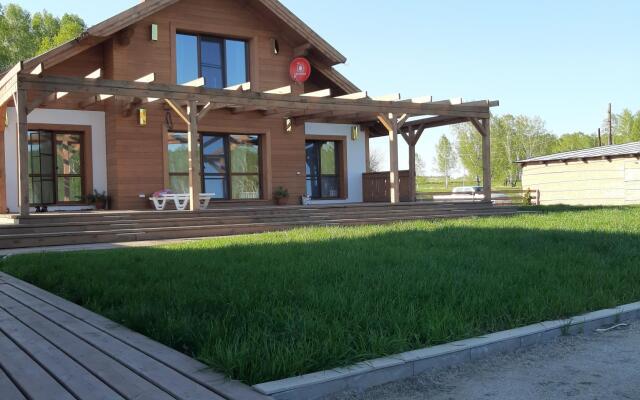 Земляничная поляна