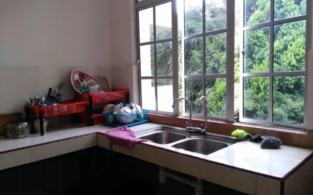 SA Apartments at Crown Imperial Court