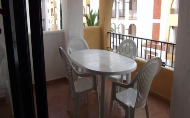 Apartment 2 Bedrooms With Pool 103419