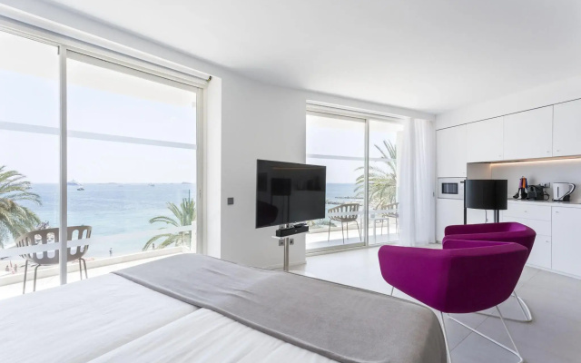 One Ibiza Suites