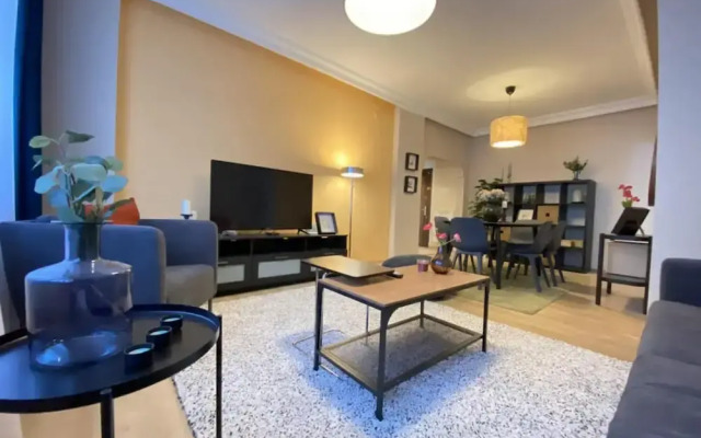 Missafir Chic Flat Near Shopping Malls in Sisli
