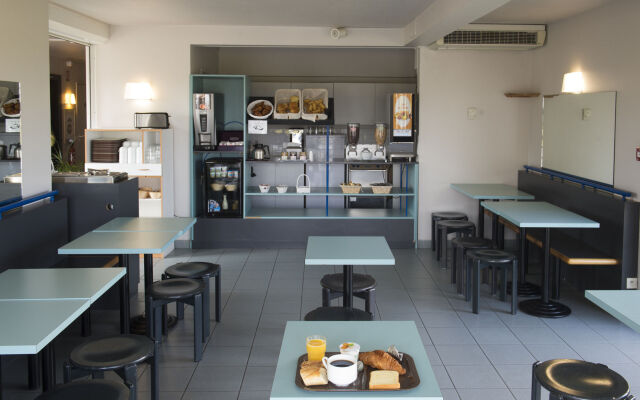 B&B HOTEL Bourges (2)