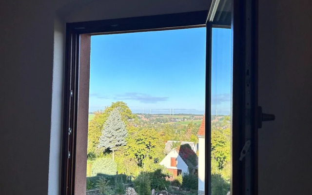 Apartment in Stolpen With Garden