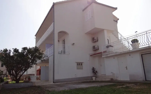 Tomislav - 120 m From Beach - A2