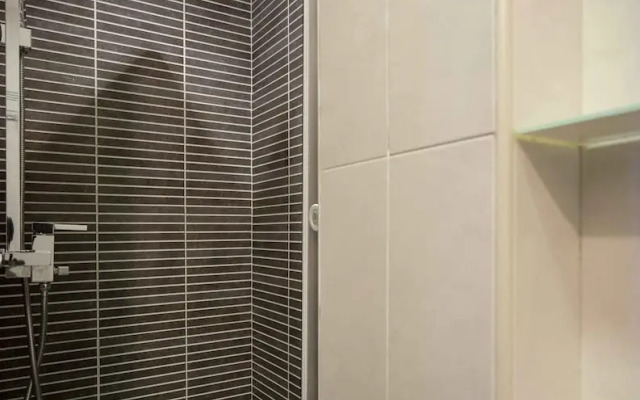 Bilbao By The Sea Ii