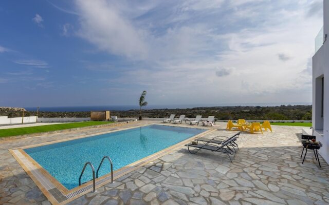 Greco Hilltop Views in Paralimni