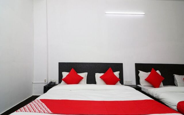 OYO 36432 Hotel Tarang