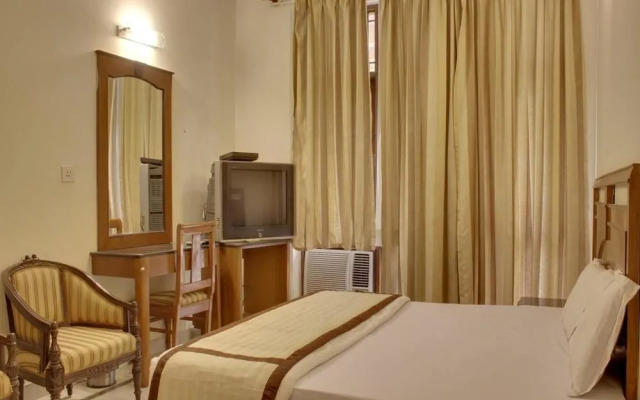 OYO Rooms HUDA Metro Flagship