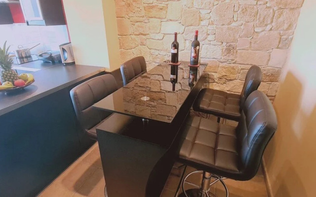 Paphos Elegance Apartment by STAY BnB