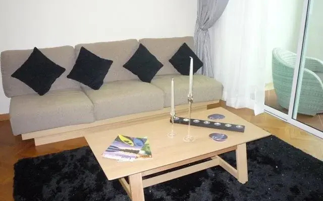 YC's Apartment @ Straits Quay