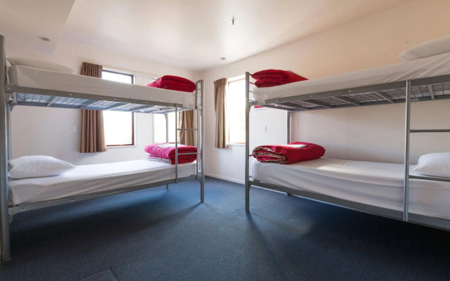 Hotel Give