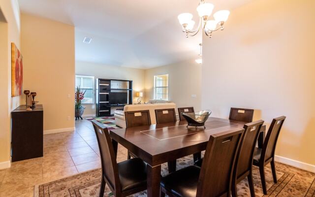 Disney Lake House Minutes From Airport