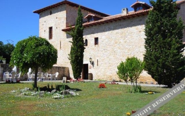 Posada Torre Palacio La Taxuela