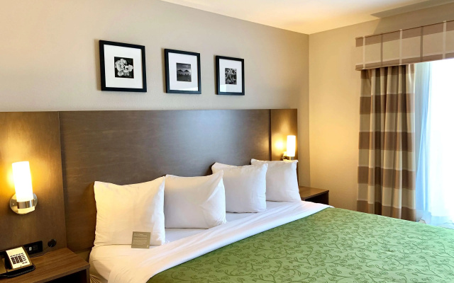 Country Inn & Suites by Radisson Kenosha - Pleasant Prairie