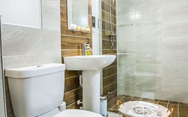 Duke Of Edinburgh Hotel