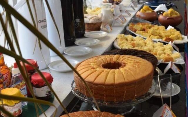 Apartamento Beira Mar 14º andar com 2 Quartos