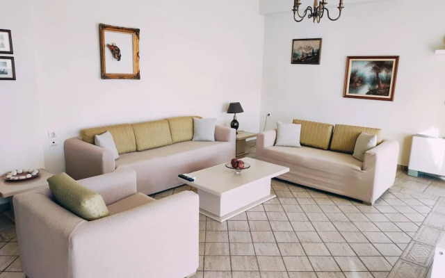 3BD Apartment in the Center