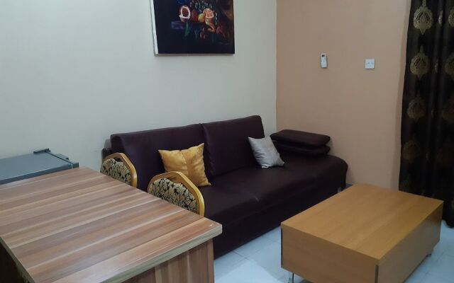 Goddis Apartments