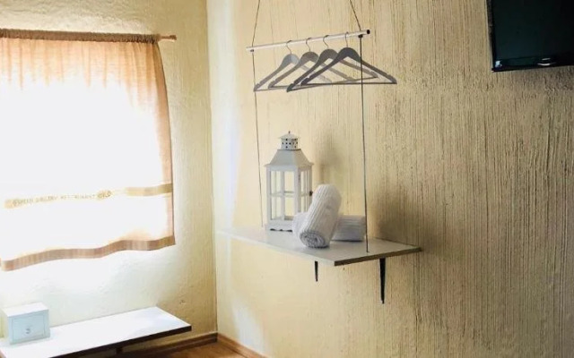 Green Gallery Hotel and Restaurant