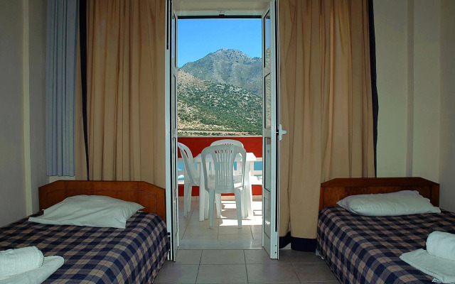 Troulis Aparthotel