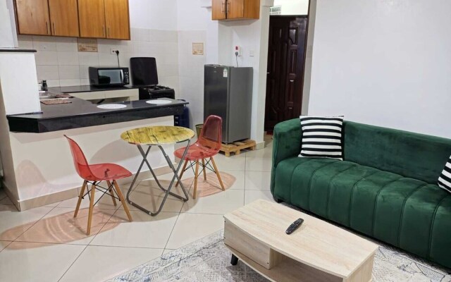 Lux Suites La Vida Startup Apartment
