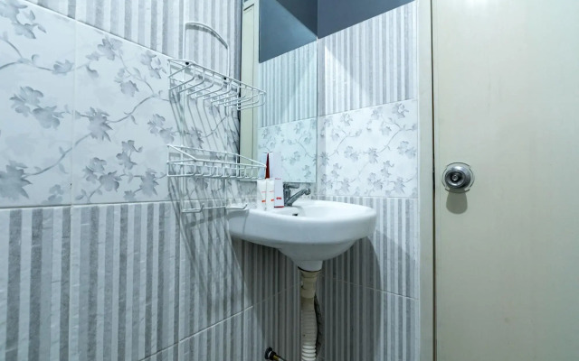 OYO 1421 Kasmaran Guest House Syariah