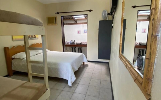 Surfers Villa Maremotta