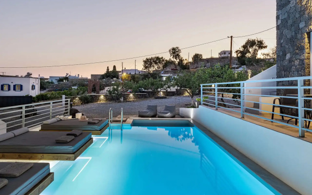 BlackStone Luxury Suites