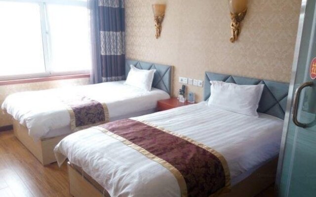 Yanling Hongtai Business Hotel